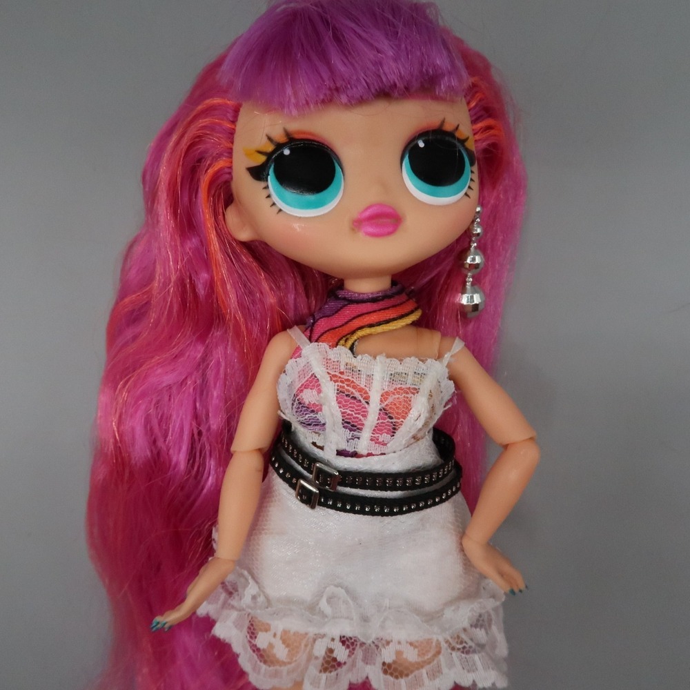 LOLโ Surprise O.M.G. Fashion Doll Series 3 Roller Chick MGA 2019